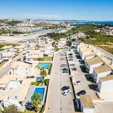 Vila Redonda